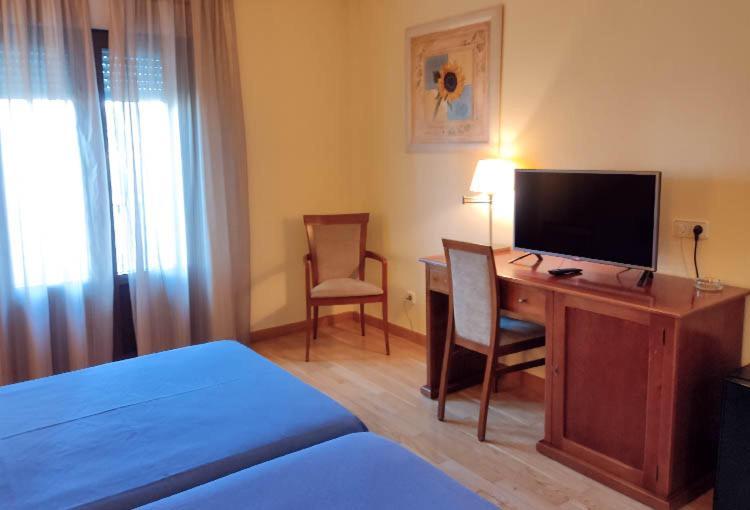Hostal Plaza Mayor Torrejón de Ardoz Esterno foto