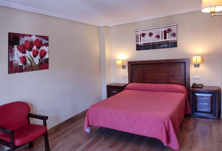 Hostal Plaza Mayor Torrejón de Ardoz Esterno foto